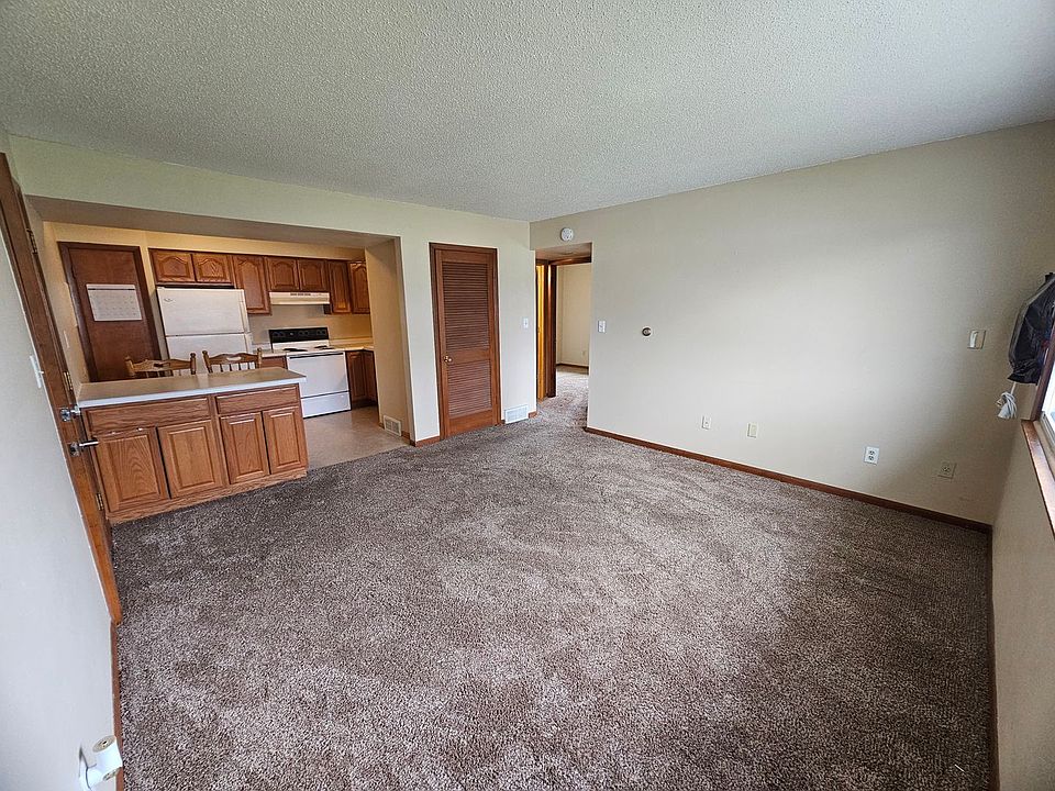 Raceway Park Apartments 1105 N Depot St Knoxville IA Zillow