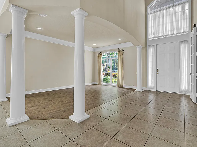 10290 NW 60th Pl — Photo 12