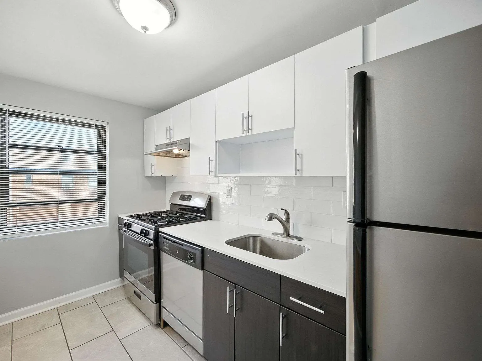 The Crossings at Maywood Apartments — Photo 2