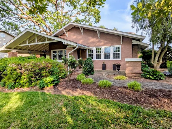 311 W Union St, Morganton, NC 28655