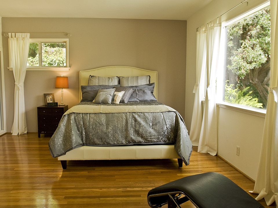 2nd image of 1079 Alta Pine Dr