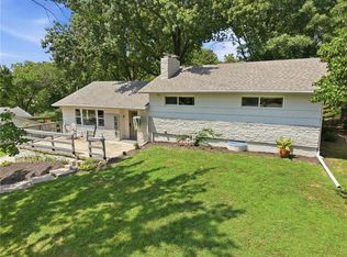 5808 NW Hutson Rd, Kansas City, MO 64151