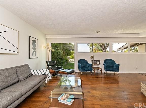 5th image of 823 E Laurel Ave
