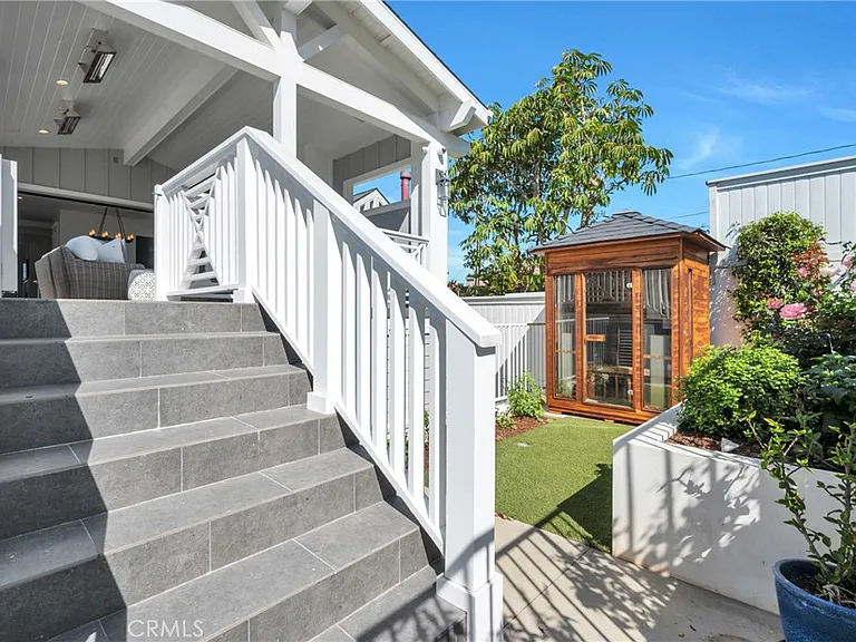 508 S Juanita Ave — Photo 33