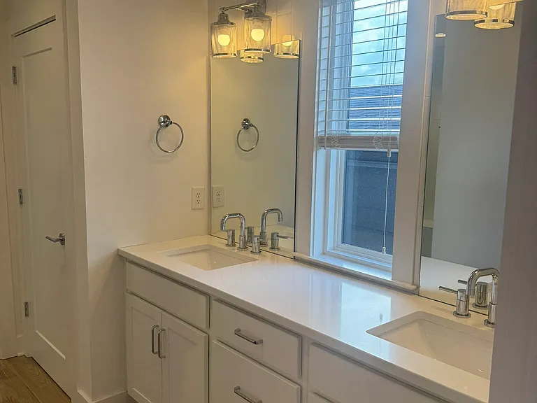1822A 16th Ave N #1 — Photo 9