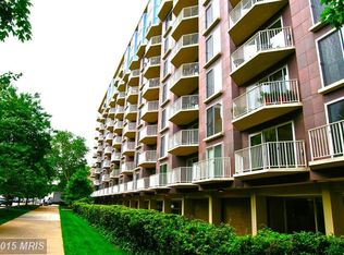 560 N St SW APT N303, Washington, DC 20024