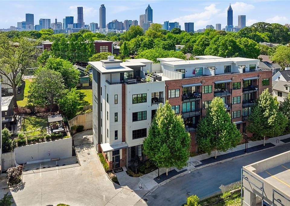 1st image of 22 Airline St #307