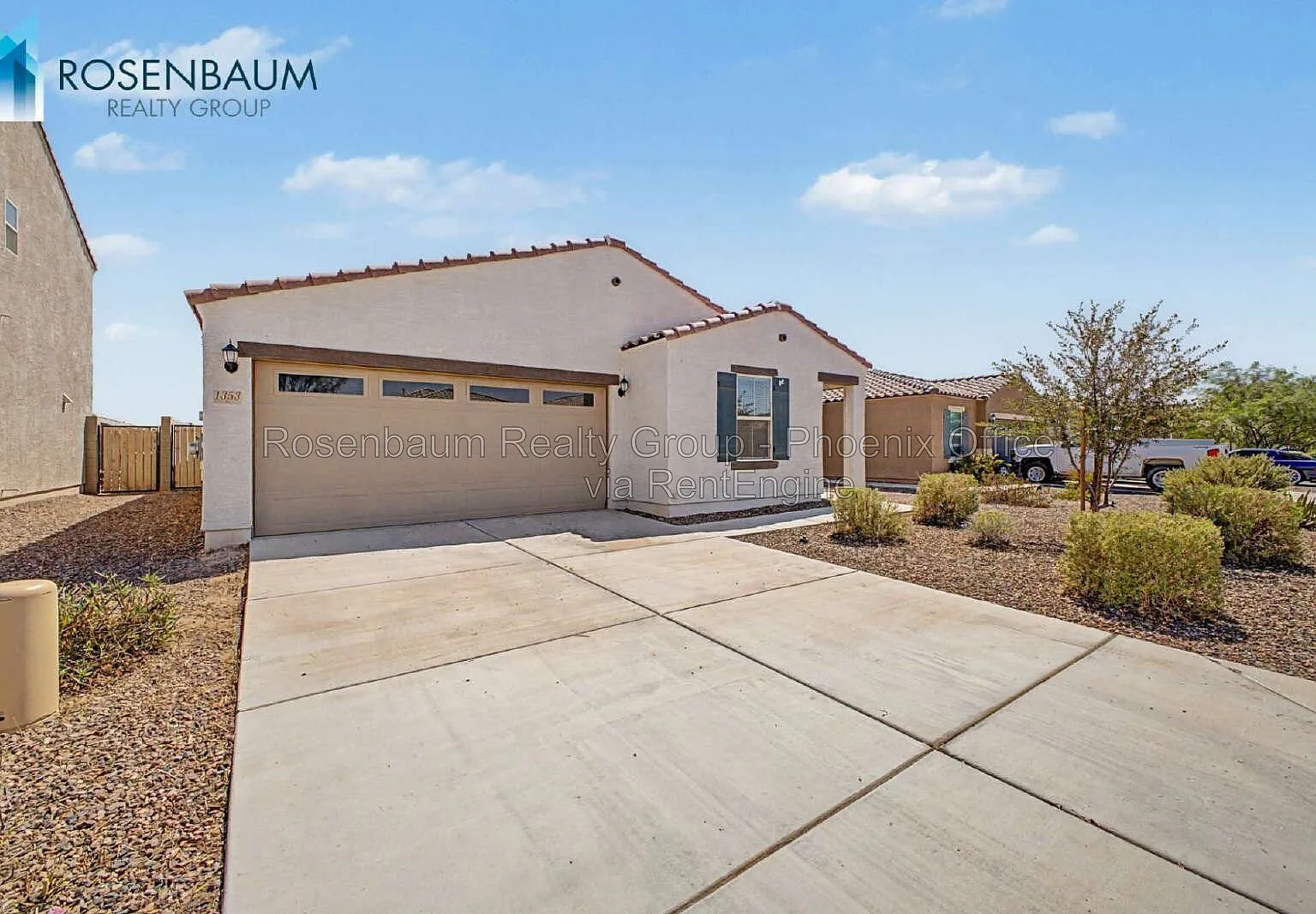 3 bed, 2.0 bath, 1605 sqft, $1,699 — Photo 3