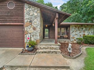 101 Riverbend Rd, Jacksonville, NC 28540
