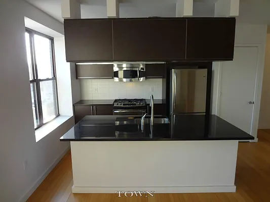 Rented by Town Residential | media 16