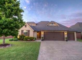 121 E 128th St, Jenks, OK 74037