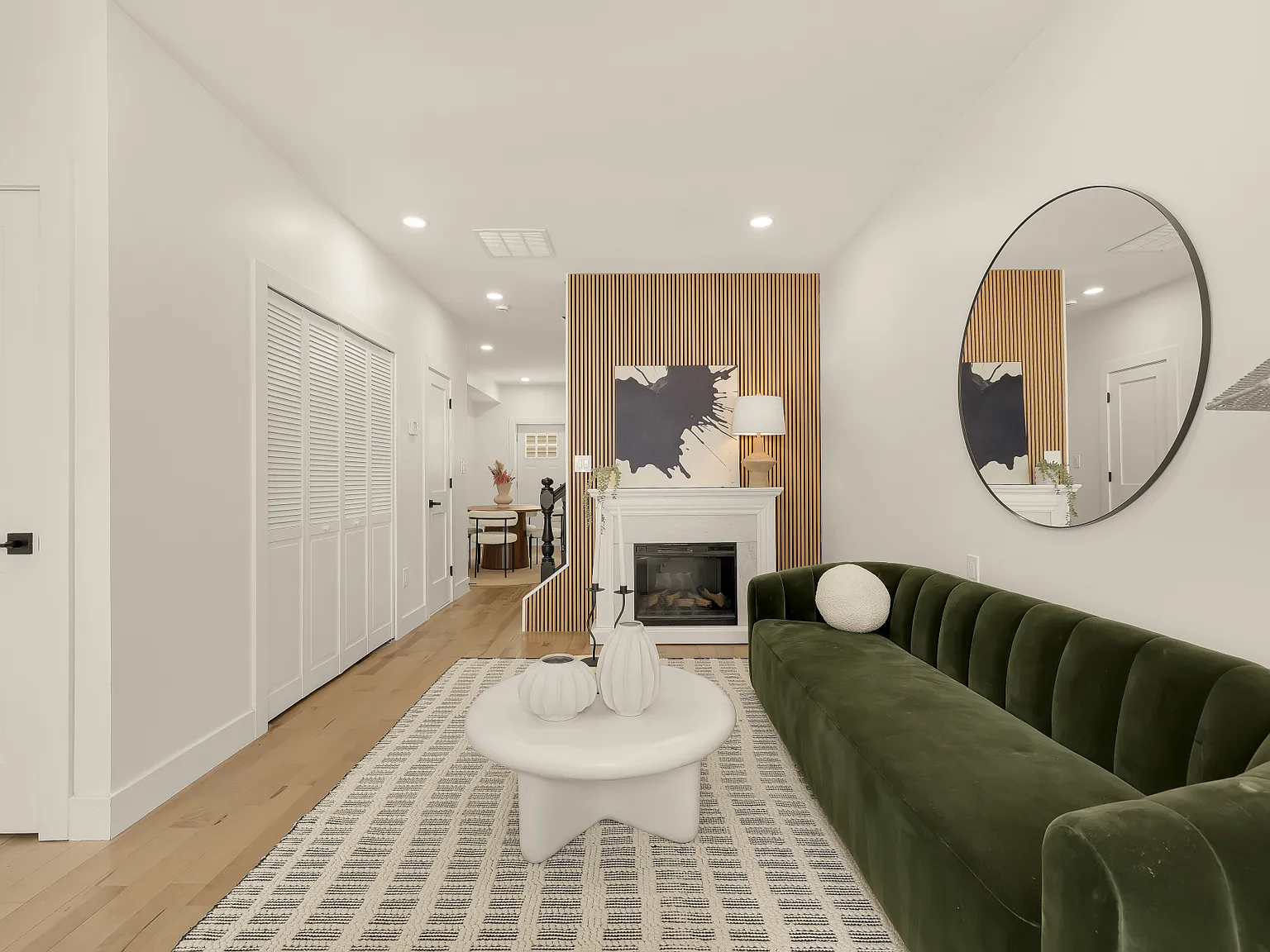 3 bed, 2.5 bath, 1566 sqft, $4,800 — Photo 3