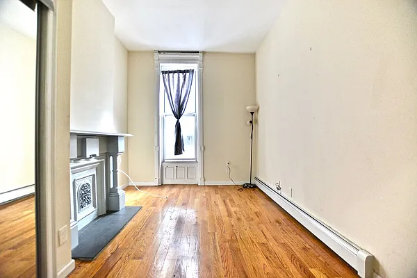 Rented by Makover Group Inc | media 9