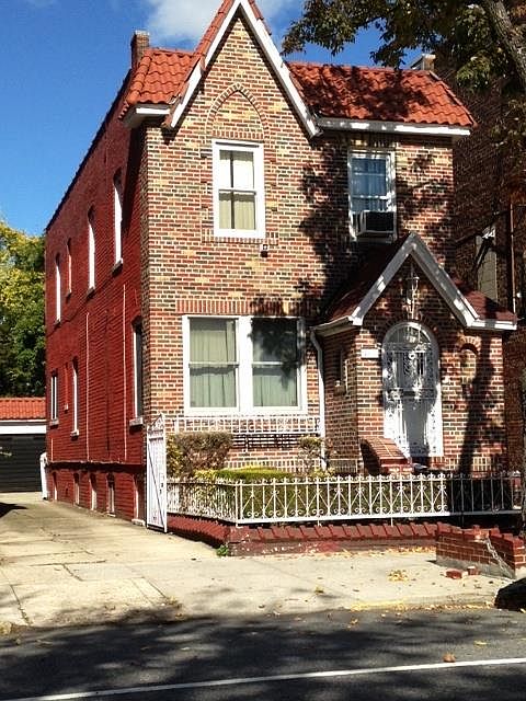 1st image of 4811 Avenue I