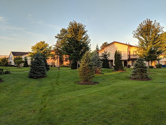 4th image of 1342 Kingsbury Dr Unit 3