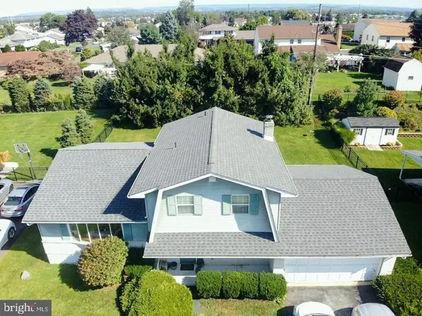 49 Madison Ln, Whitehall, PA 18052