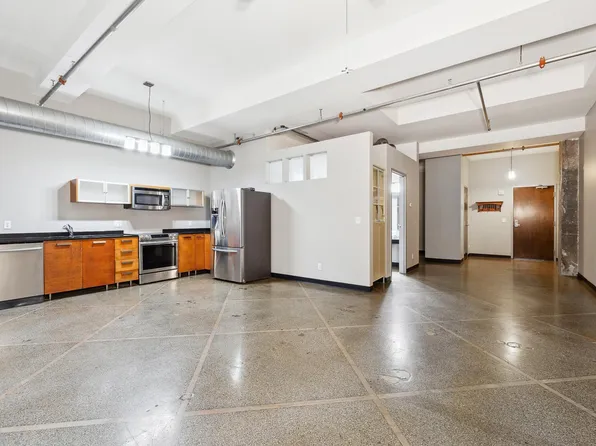 350 Saint Peter St Unit 307, Saint Paul, MN 55102