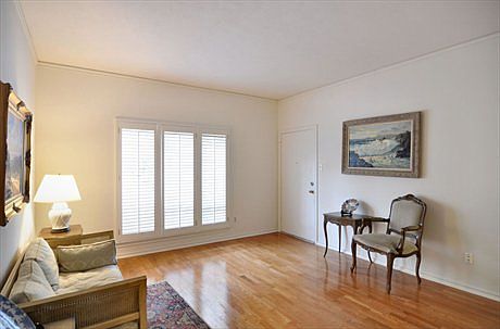 5th image of 10718 Park Village Pl #B