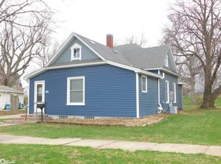 121 2nd St, Manning, IA 51455