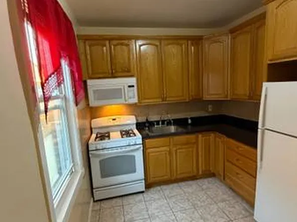 (undisclosed Address), South Richmond Hill, NY 11419