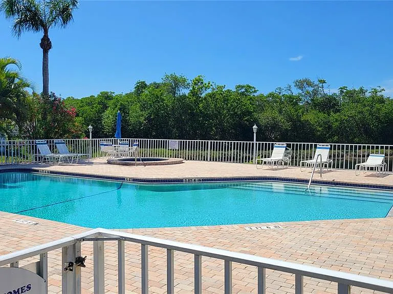 1318 Perico Point Cir — Photo 23
