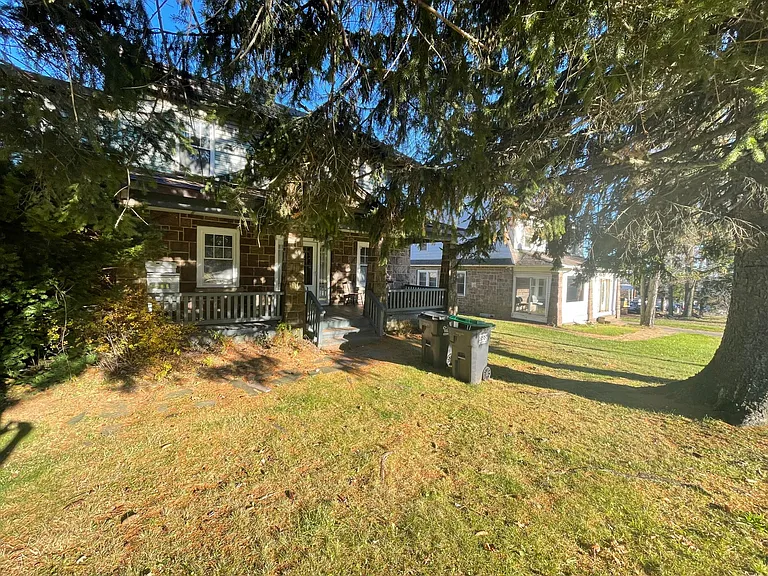1269 Pocono Blvd — Photo 12
