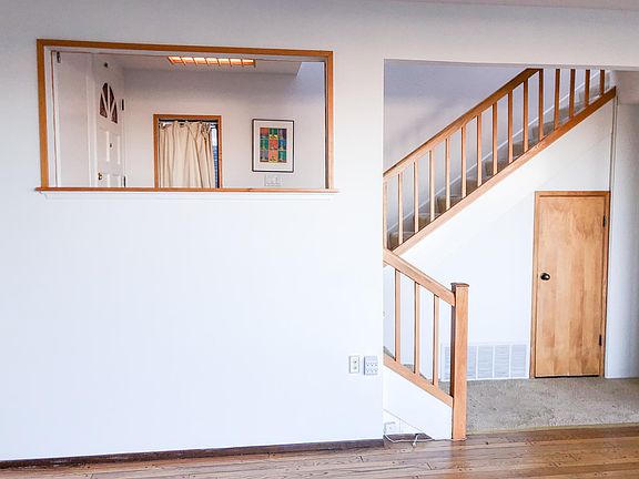 5th image of 84 Seward St