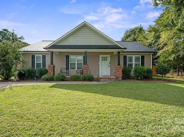 1723 Johnson St, Albemarle, NC 28001