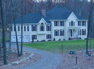 1 Knapp St, Easton, CT 06612