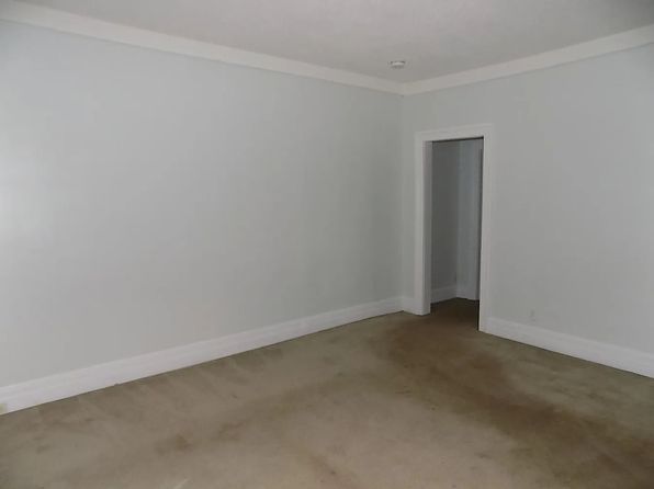 31715 W 9 Mile Rd UNIT 1