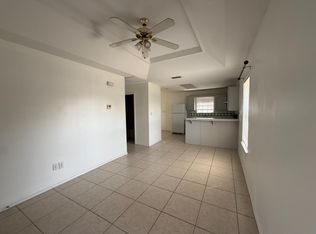904 Lexington Cir #E, Edinburg, TX 78539