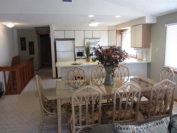 4th image of 7708 Pleasure Ave #S