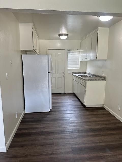 2nd image of 4282 E Dayton Ave #J