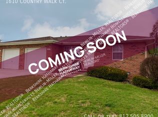 1610 Country Walk Ct, Terre Haute, IN 47803