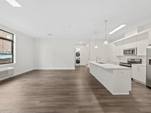 121 34th Street image 3 of 46