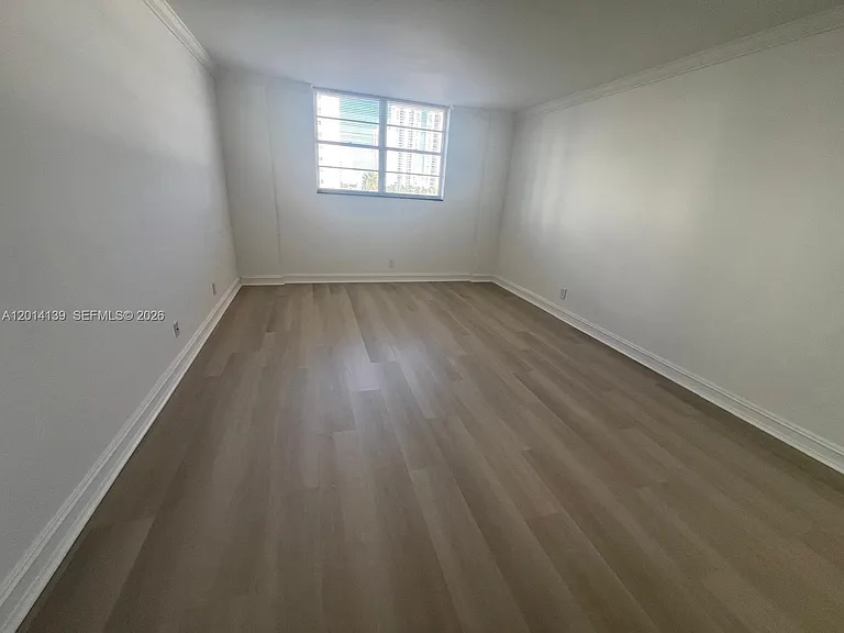 19390 Collins Ave #402 — Photo 6