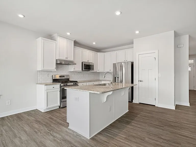 8401 Bretton Woods Dr — Photo 7