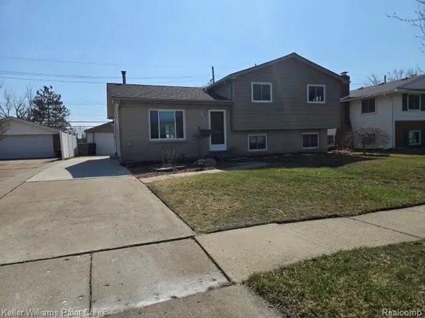 3210 Cero Dr, Sterling Heights, MI 48310