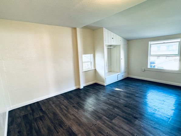 219.5 E 10th St, Long Beach, CA