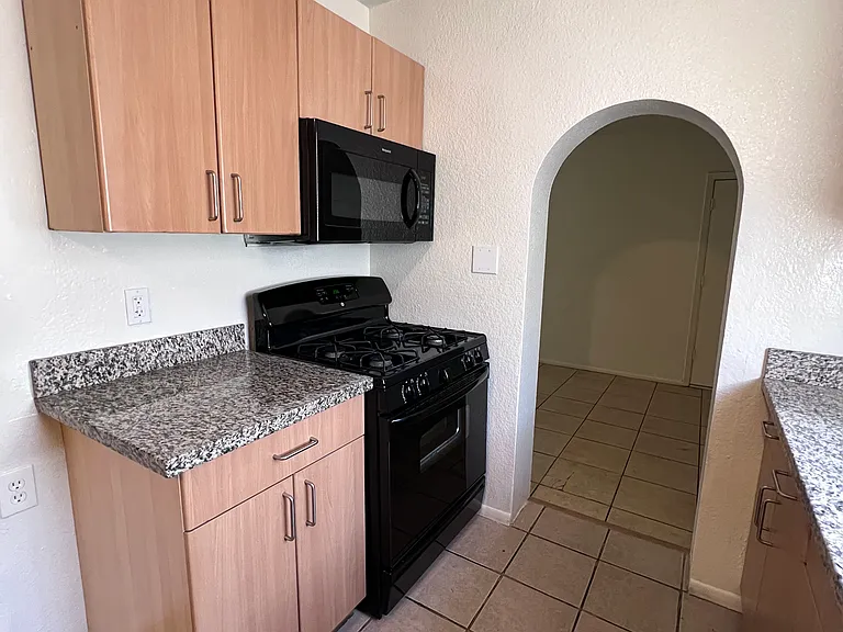 4615 W Weldon Ave — Photo 5