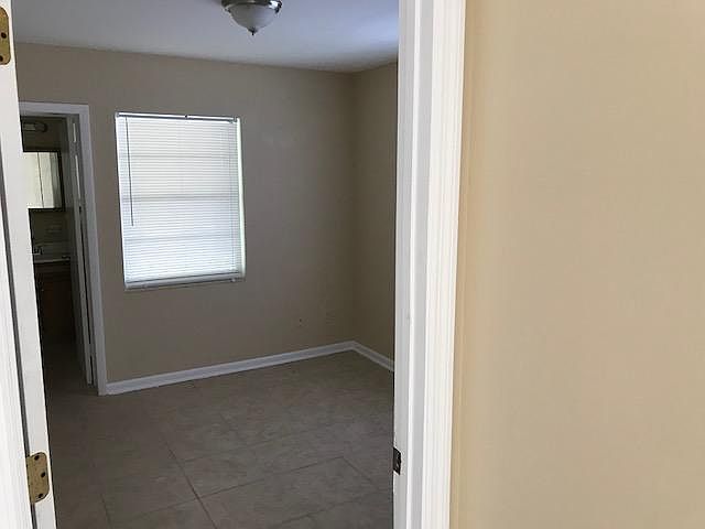 1st image of 4215 15th Pl
