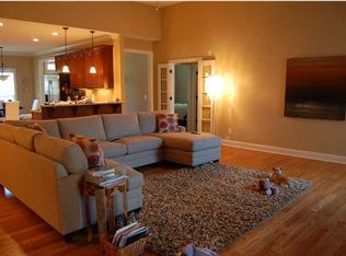 8686 Rosada Dr, Ooltewah, TN 37363