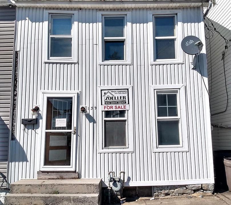 1st image of 139 W 2nd St