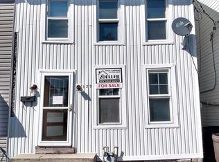 139 W 2nd St, Waynesboro, PA 17268