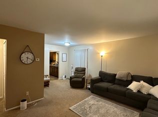 8137 Grand River Rd, Brighton, MI 48114