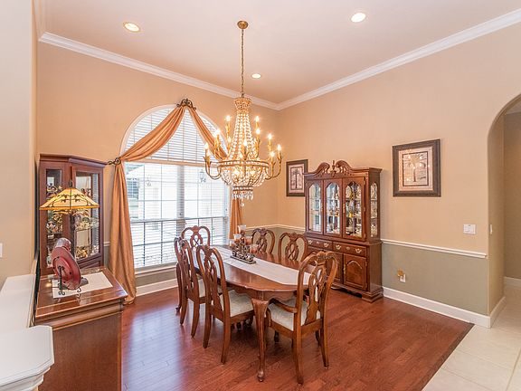4th image of 9770 Lake Ruby Dr W