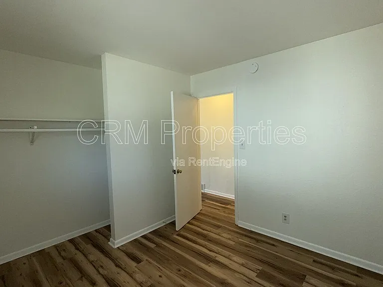 3542 Graceland Ave — Photo 6