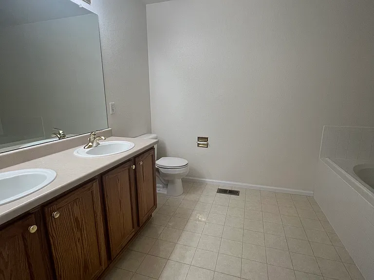 2851 Whitetail Cir — Photo 14