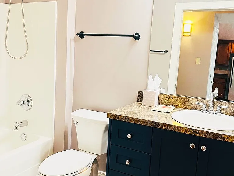 2nd Bathroom