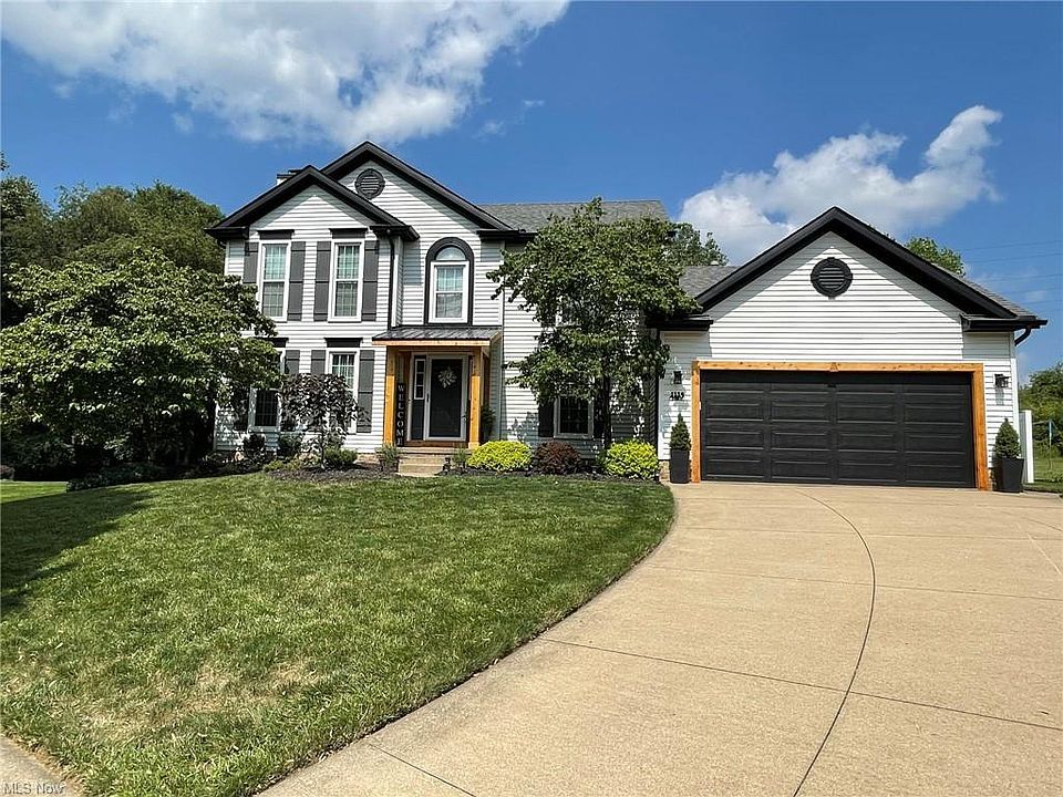 1st image of 2119 Oxford Ct